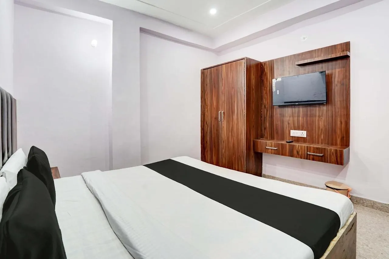 Oyo Bhawna Home Stay Agra  Agra (Uttar Pradesh)
