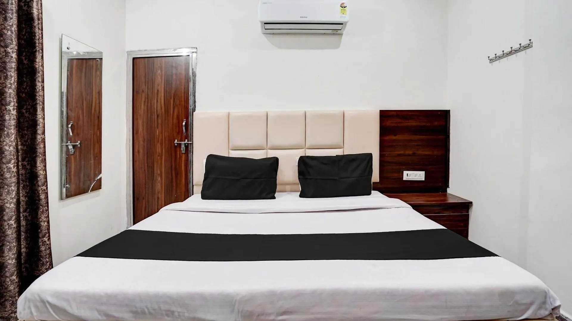 Hotel Oyo Bhawna Home Stay Agra
