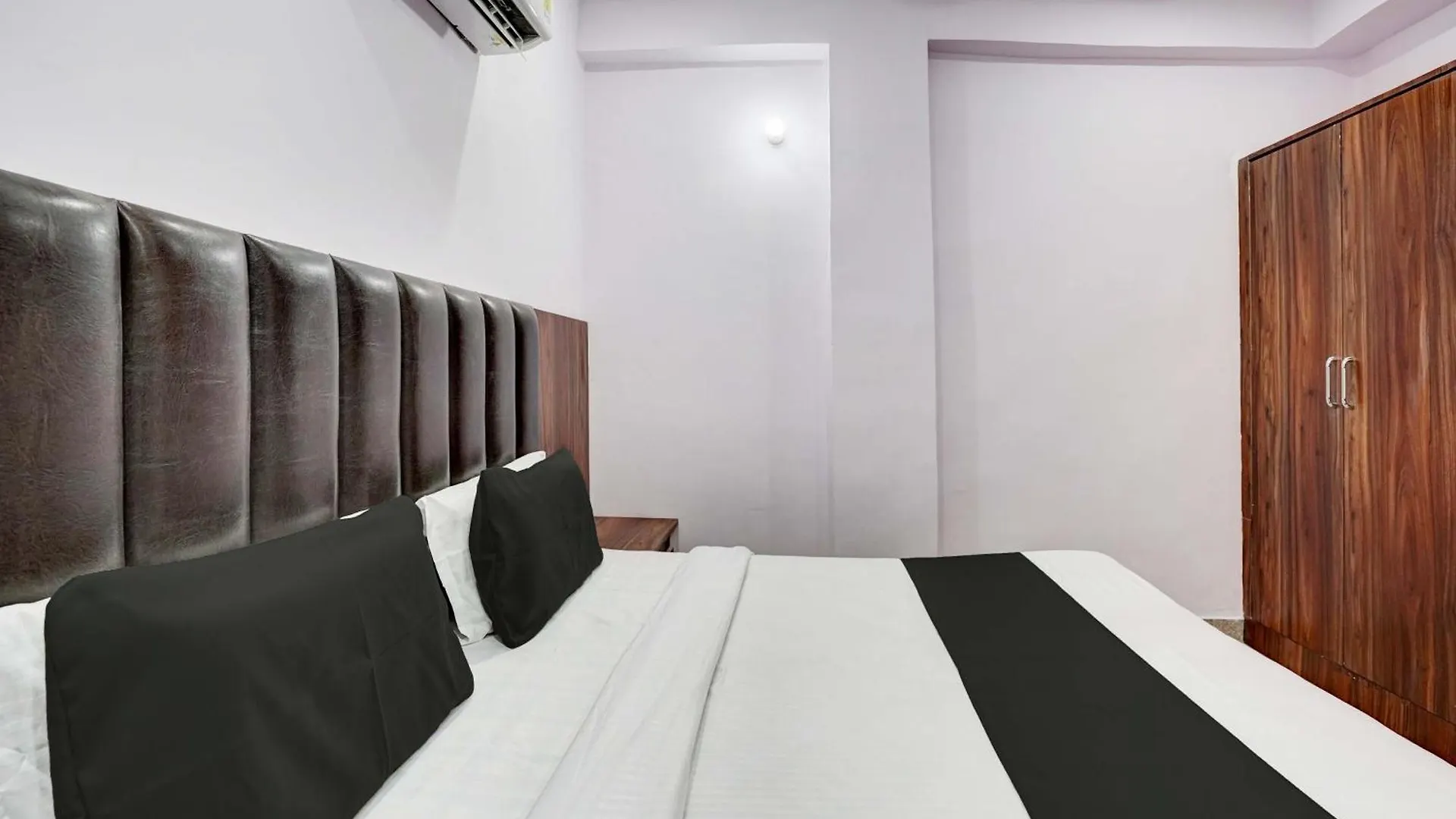 Oyo Bhawna Home Stay Agra  Agra (Uttar Pradesh)